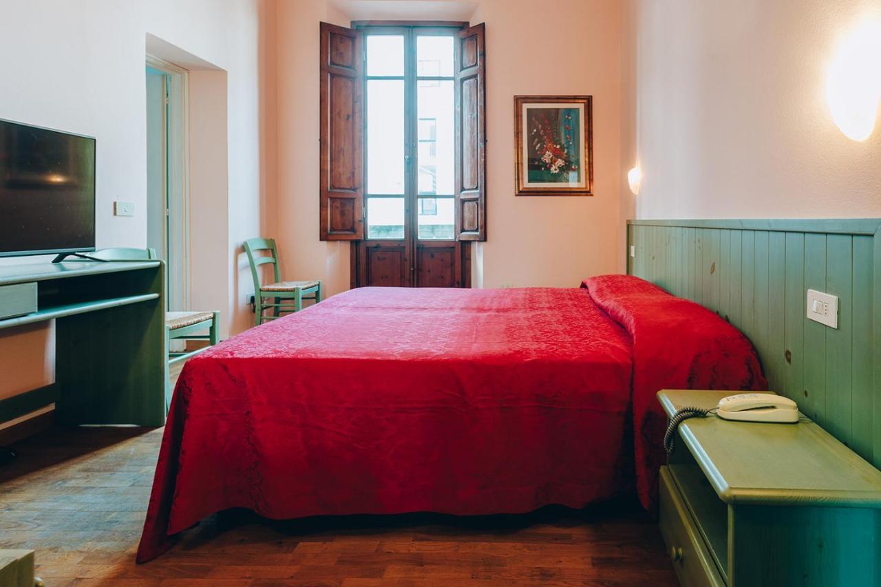 Hotel Savoia E Campana Montecatini Terme Pokoj fotografie
