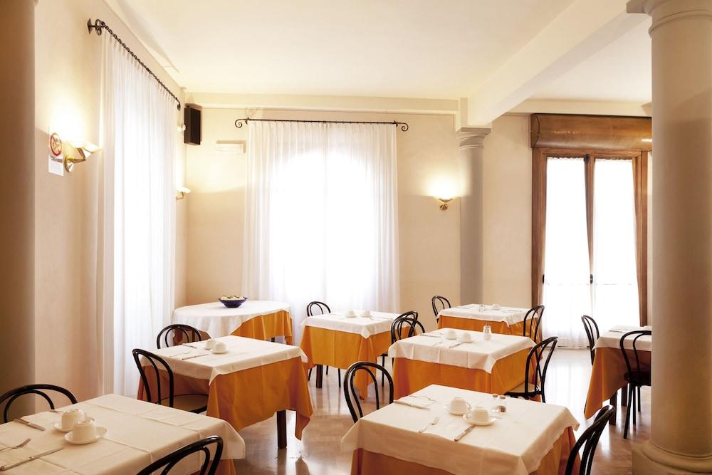 Hotel Savoia E Campana Montecatini Terme Exteriér fotografie