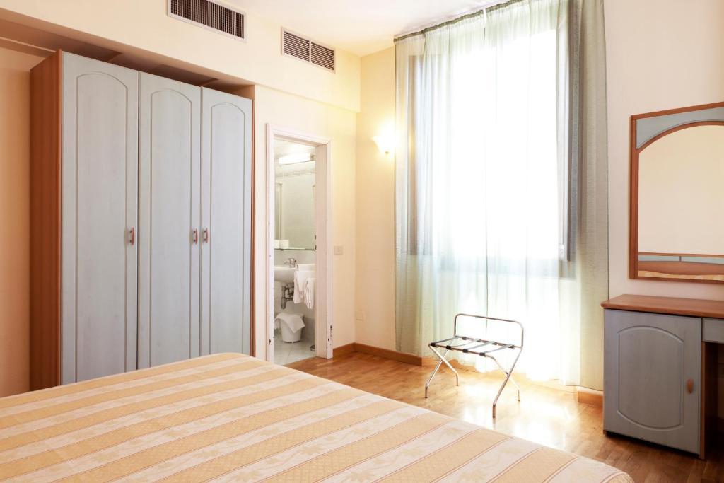 Hotel Savoia E Campana Montecatini Terme Pokoj fotografie