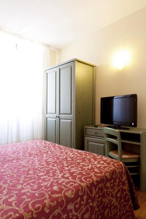 Hotel Savoia E Campana Montecatini Terme Pokoj fotografie