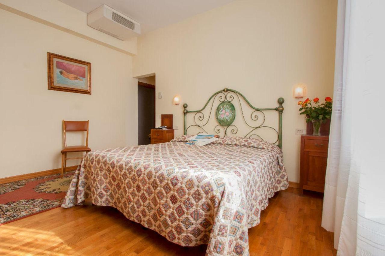 Hotel Savoia E Campana Montecatini Terme Exteriér fotografie